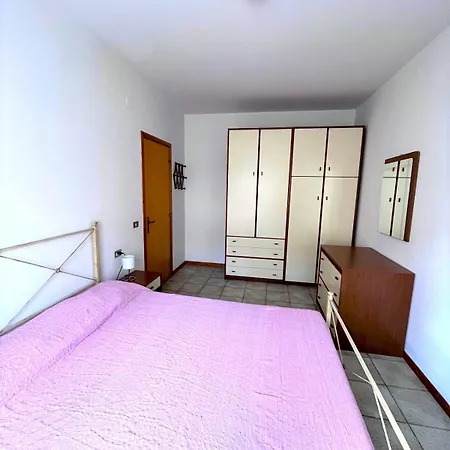 Giuly - Con Terrazzo In Centro A Apartment Sirolo