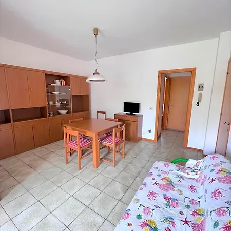 Giuly - Con Terrazzo In Centro A Appartamento Sirolo