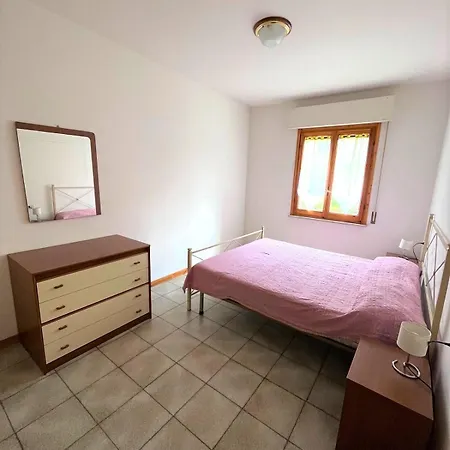 Giuly - Con Terrazzo In Centro A Sirolo