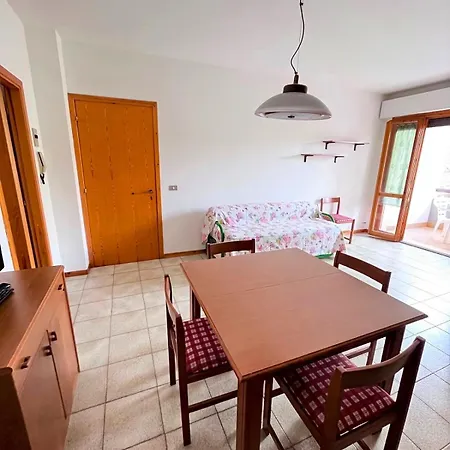Apartment Giuly - Con Terrazzo In Centro A Sirolo