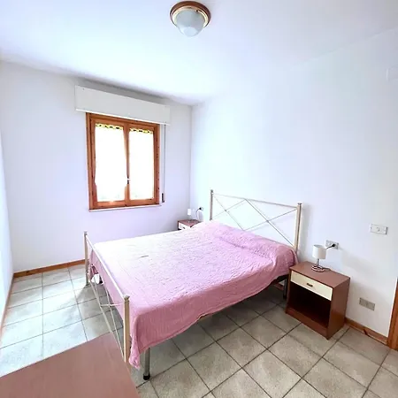 Giuly - Con Terrazzo In Centro A Appartamento *