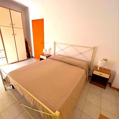 Giuly - Con Terrazzo In Centro A Appartamento