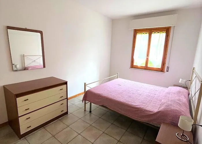 Giuly - Con Terrazzo In Centro A Sirolo