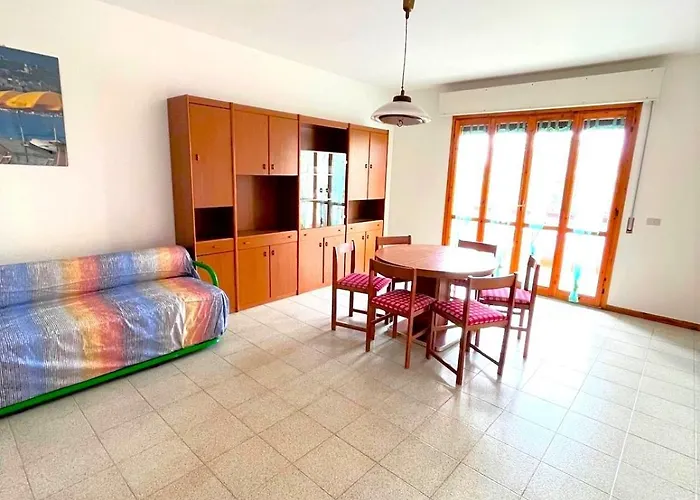 Giuly - Con Terrazzo In Centro A * Sirolo