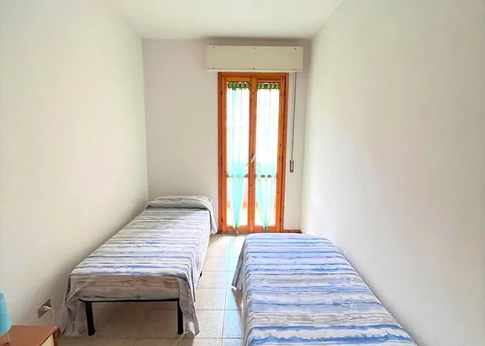 Giuly - Con Terrazzo In Centro A